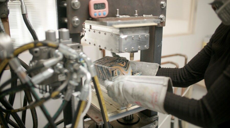 Naprawy urządzeń laboratoryjnych – nowoczesne technologie zmieniające serwis - Naprawy urządzeń laboratoryjnych wchodzą dziś w zupełnie nowy wymiar. Zaawansowana diagnostyka cyfrowa, termowizja, analiza wibracji i zdalne systemy monitoringu sprawiają, że współczesny serwis potrafi wykryć usterkę szybciej i precyzyjniej niż kiedykolw